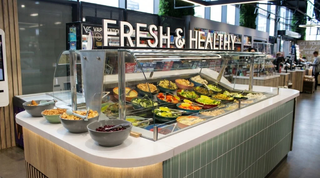 Vibrant Custom Salad Bar